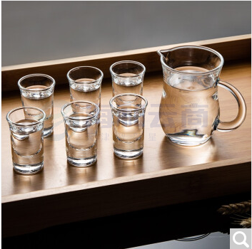 天喜 白酒杯 玻璃小烈酒一口杯茅台吞杯酒盅小酒杯分酒器套装 6杯+1各分酒器